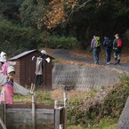 道を引き返します