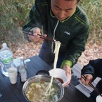 うどんを食べるしゃぶさん
