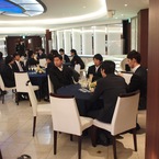 開始を待つバカ集団B