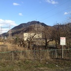 要塞のような浄水場