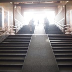 地下から続く参拝道